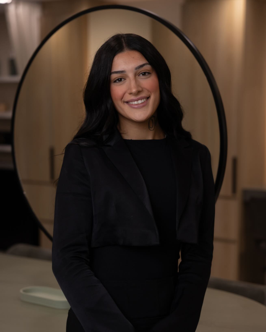 Zoe Price | Senior Stylist - Curtin