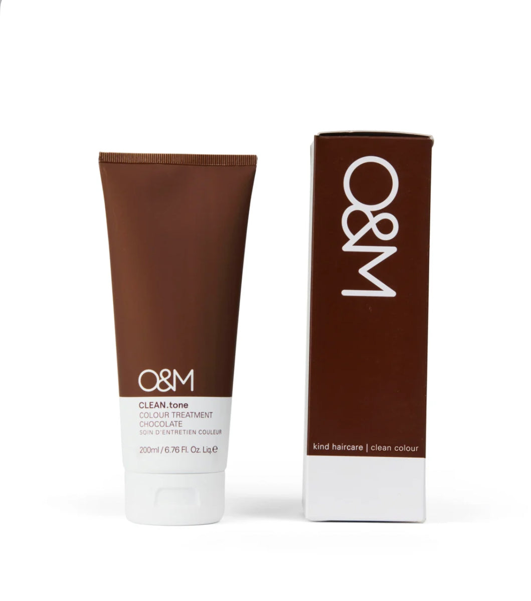 O&M CLEAN.TONE CHOCOLATE COLOUR TREATMENT 200ml